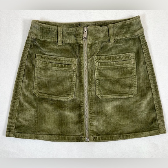 AMERICAN EAGLE Women’s Corduroy Zip Front Mini Skirt 00 Short Olive‎ Green Fall - Picture 1 of 13